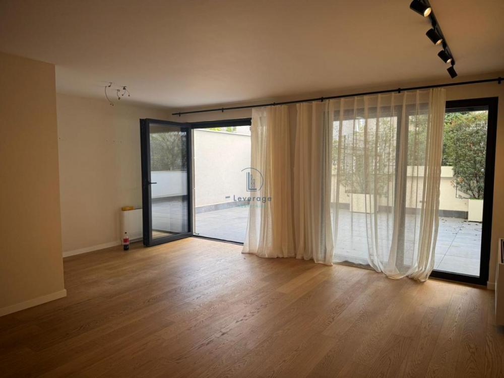 Stan na prodaju u Beogradu, Neimar, trosoban, 145m2, cena 725000 evra