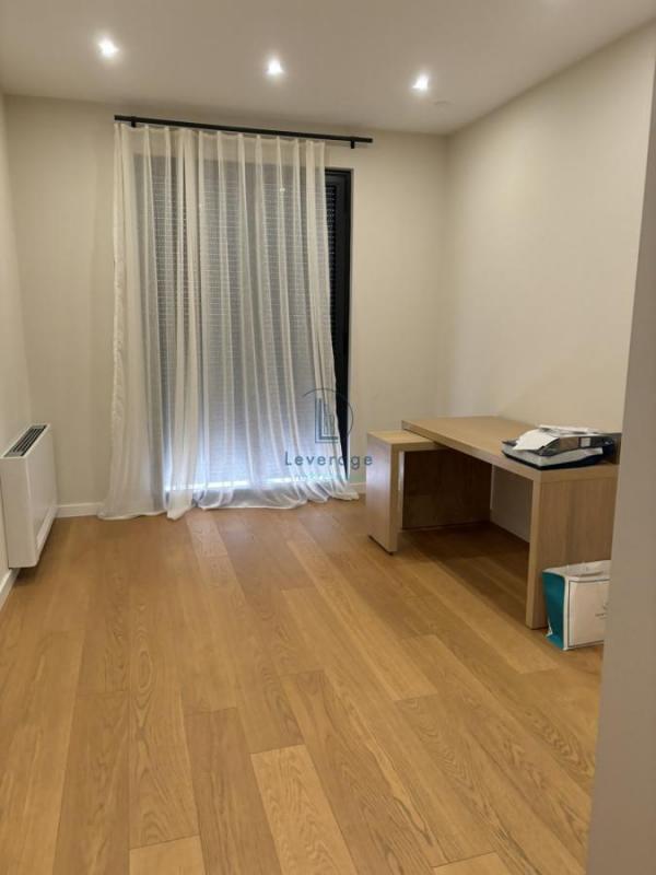 Stan na prodaju u Beogradu, Neimar, trosoban, 145m2, cena 725000 evra