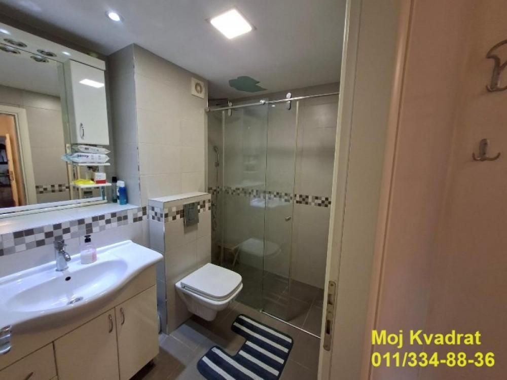 Stan na prodaju u Beogradu, Dedinje, cetvorosoban, 102m2, cena 415000 evra