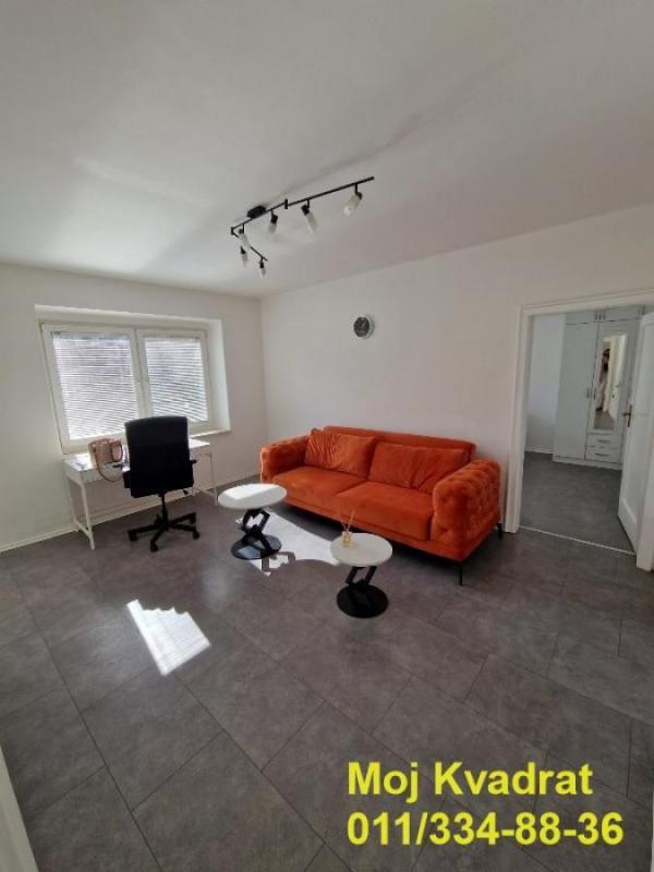 Stan na prodaju u Beogradu, Novi Beograd blok 7 (Paviljoni), dvosoban, 44m2, cena 162800 evra