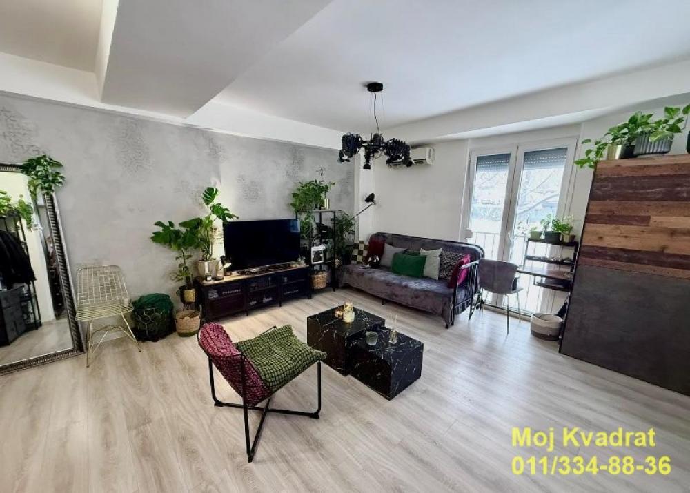 Stan na prodaju u Beogradu, Banovo brdo, dvosoban, 52m2, cena 179000 evra