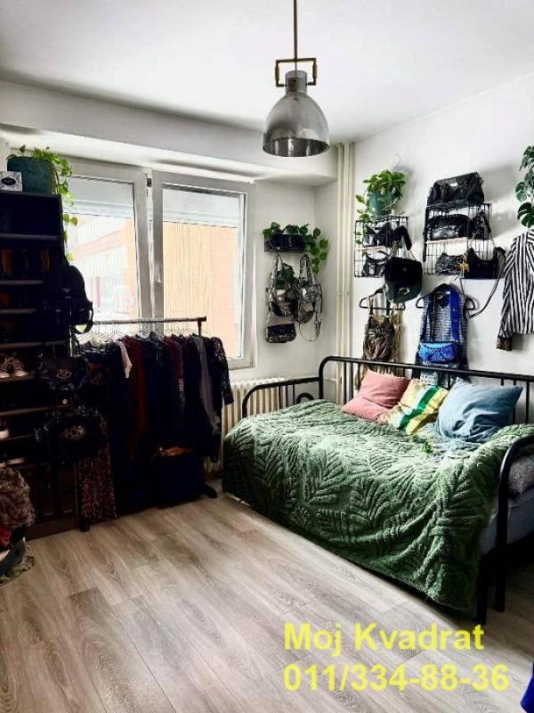 Stan na prodaju u Beogradu, Banovo brdo, dvosoban, 52m2, cena 179000 evra