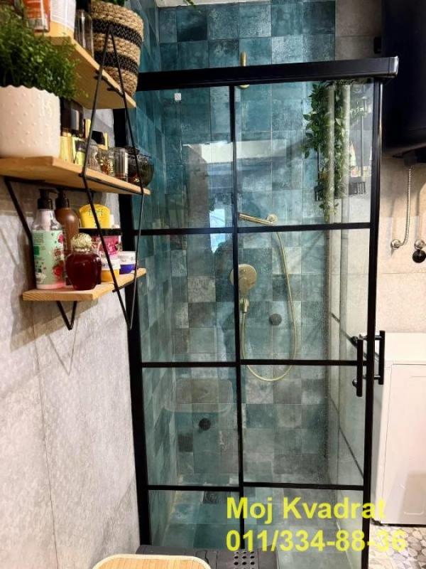 Stan na prodaju u Beogradu, Banovo brdo, dvosoban, 52m2, cena 179000 evra