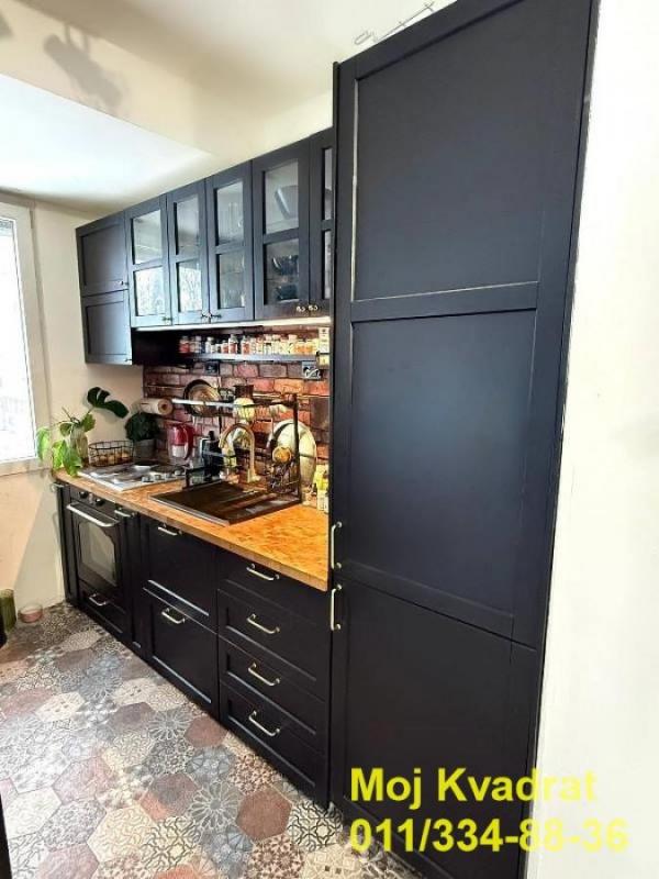 Stan na prodaju u Beogradu, Banovo brdo, dvosoban, 52m2, cena 179000 evra