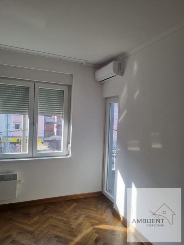 Stan na prodaju u Beogradu, Južni bulevar, troiposoban, 78m2, cena 264000 evra