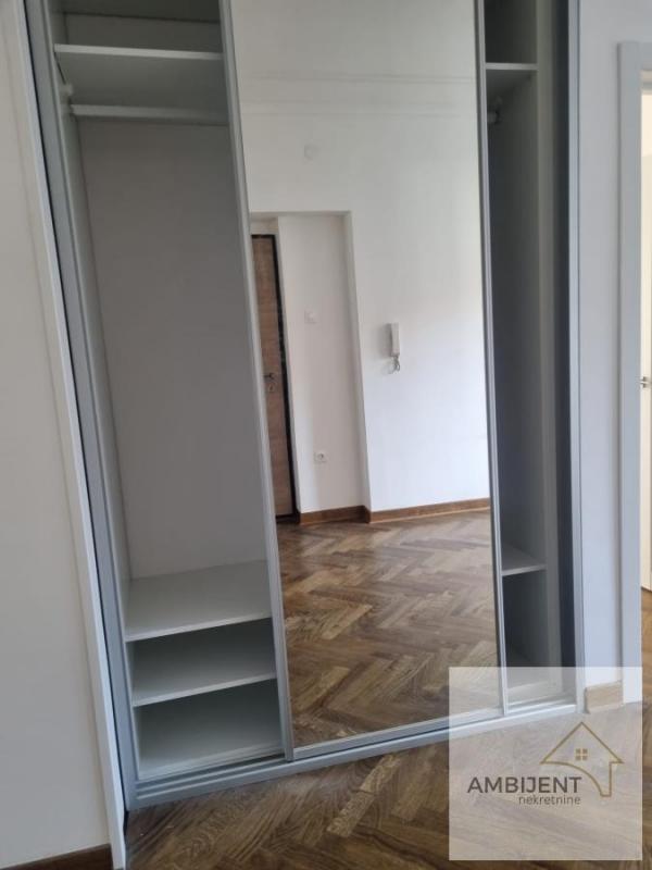 Stan na prodaju u Beogradu, Južni bulevar, troiposoban, 78m2, cena 264000 evra