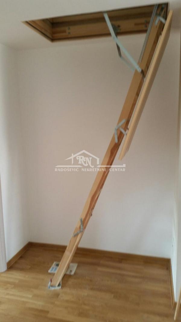 Stan na prodaju u Beogradu, Stari grad, trosoban, 55m2, cena 330000 evra