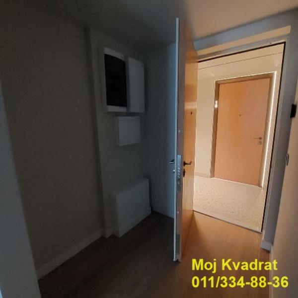 Stan na prodaju u Beogradu, Novi Beograd blok 60, dvosoban, 49m2, cena 196000 evra