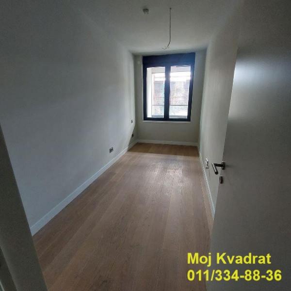Stan na prodaju u Beogradu, Novi Beograd blok 60, trosoban, 84m2, cena 336000 evra