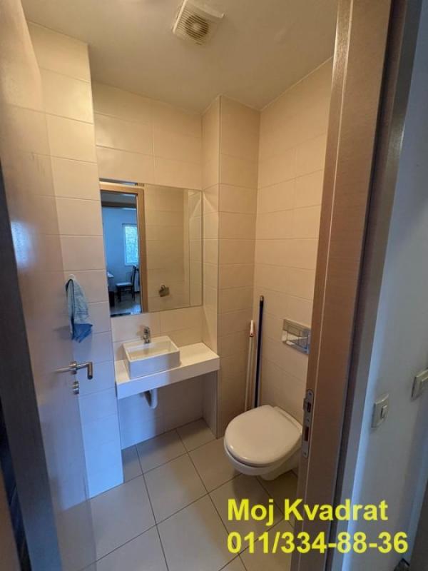 Stan na prodaju u Beogradu, Autokomanda, cetvorosoban, 116m2, cena 265000 evra