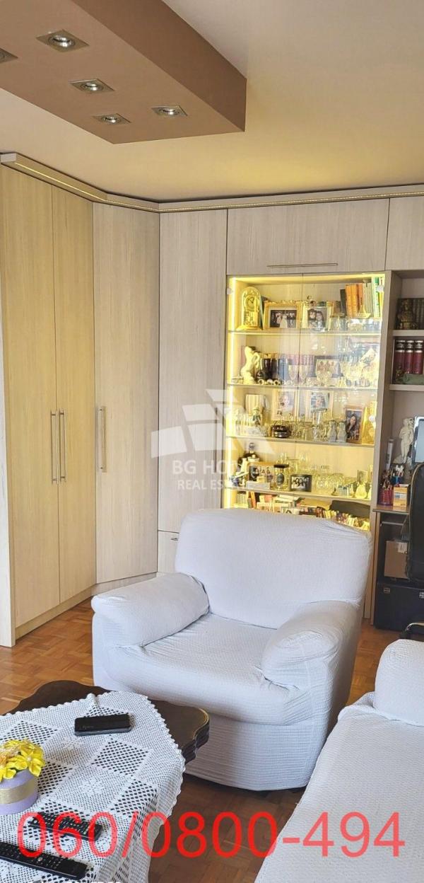 Stan na prodaju u Beogradu, Kumodraž, dvosoban, 63m2, cena 165000 evra