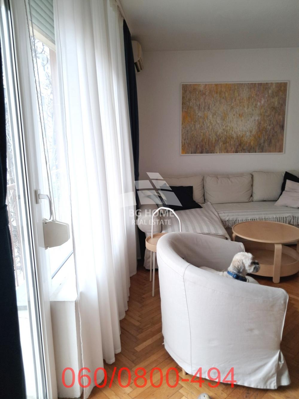 Stan na prodaju u Beogradu, Vračar, trosoban, 69m2, cena 259000 evra