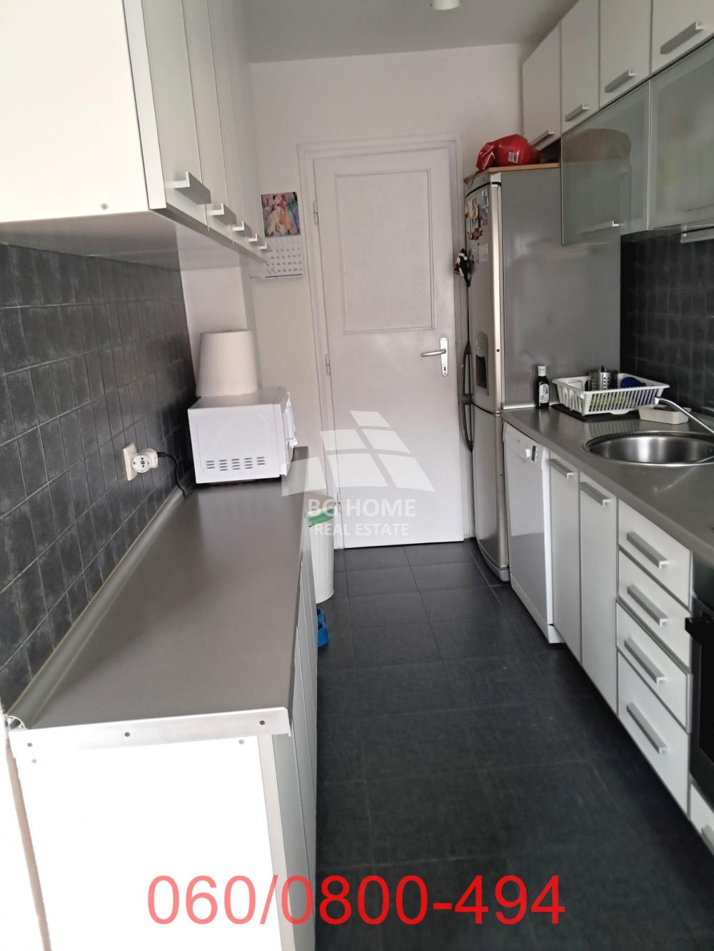 Stan na prodaju u Beogradu, Vračar, trosoban, 69m2, cena 259000 evra