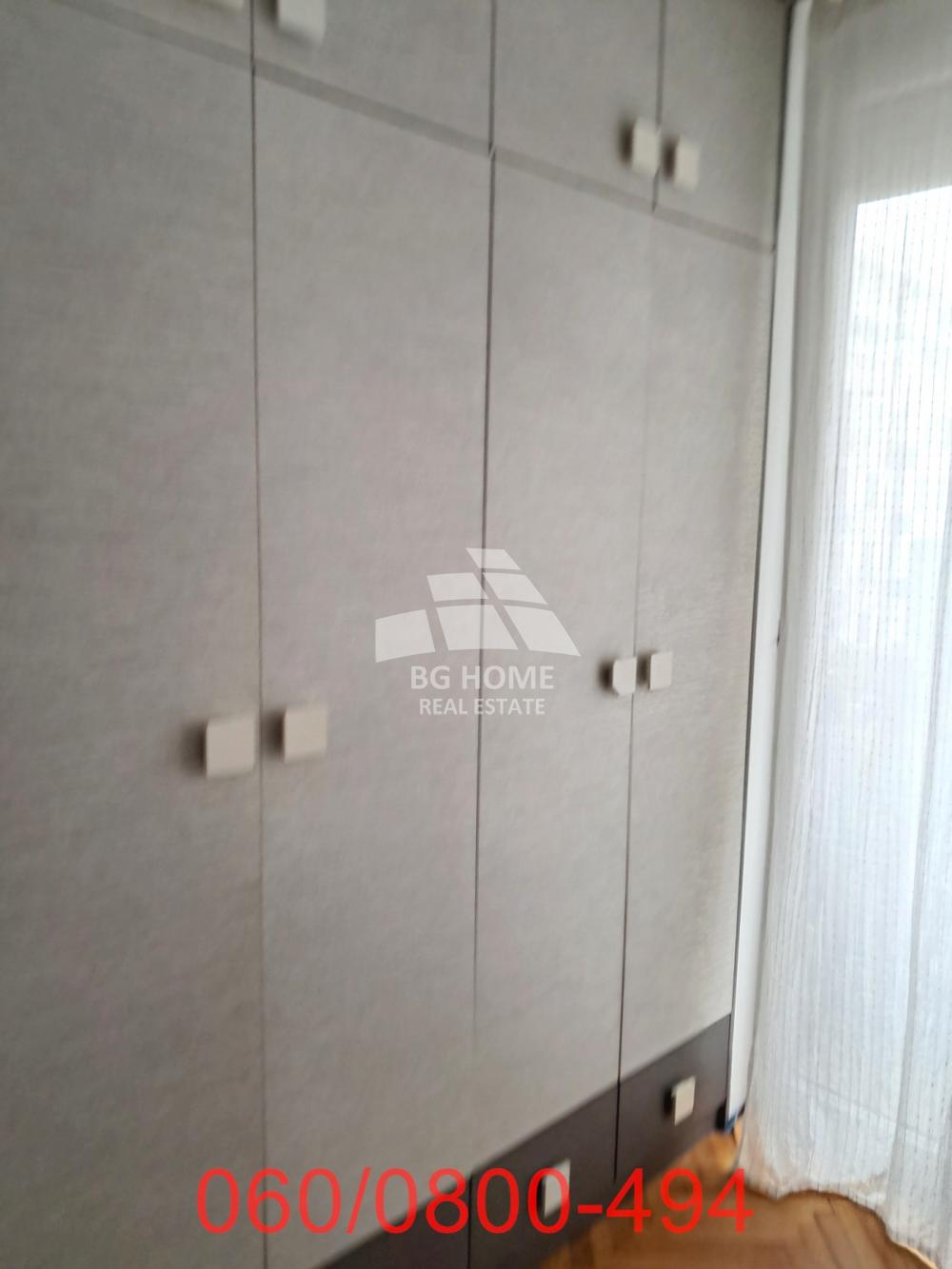 Stan na prodaju u Beogradu, Vračar, trosoban, 69m2, cena 259000 evra