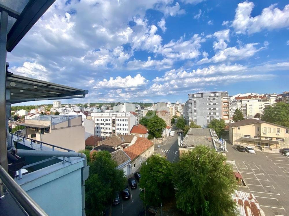 Stan na prodaju u Beogradu, Đeram pijaca, 118m2, cena 329000 evra