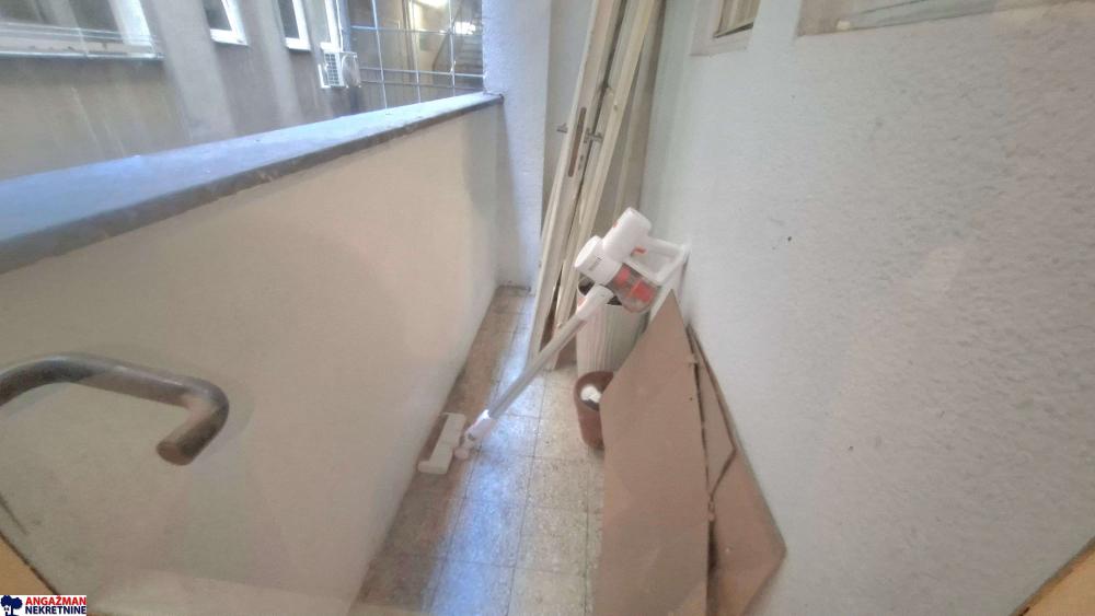 Stan na prodaju u Beogradu, Fontana, trosoban, 72m2, cena 262000 evra