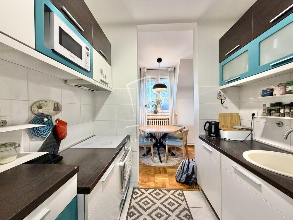 Stan na prodaju u Beogradu, Miljakovac, trosoban, 69m2, cena 199000 evra