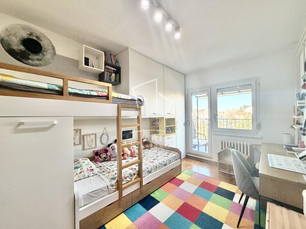 Stan na prodaju u Beogradu, Miljakovac, trosoban, 69m2, cena 199000 evra