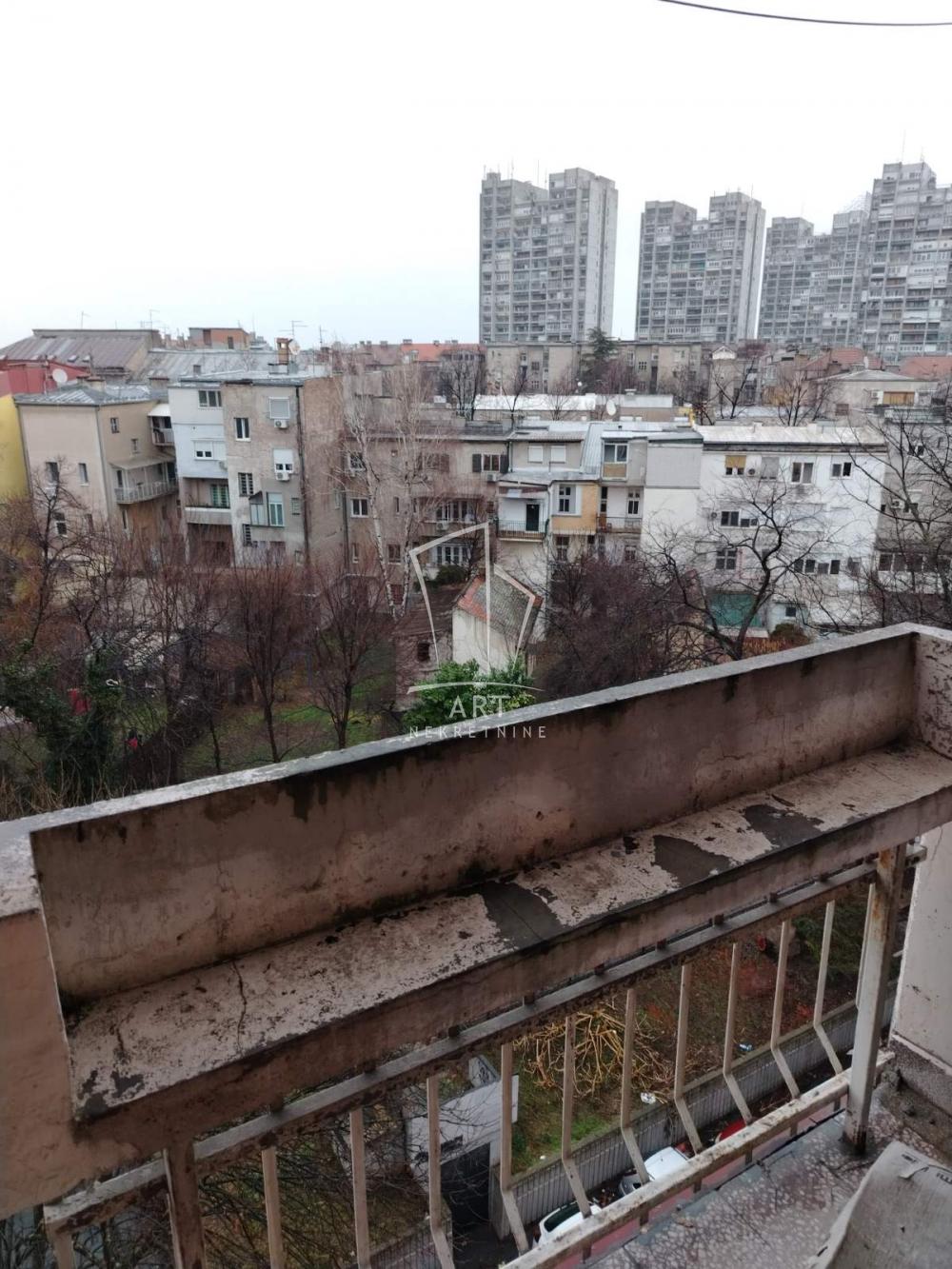 Stan na prodaju u Beogradu, Zemun, dvosoban, 58m2, cena 215000 evra