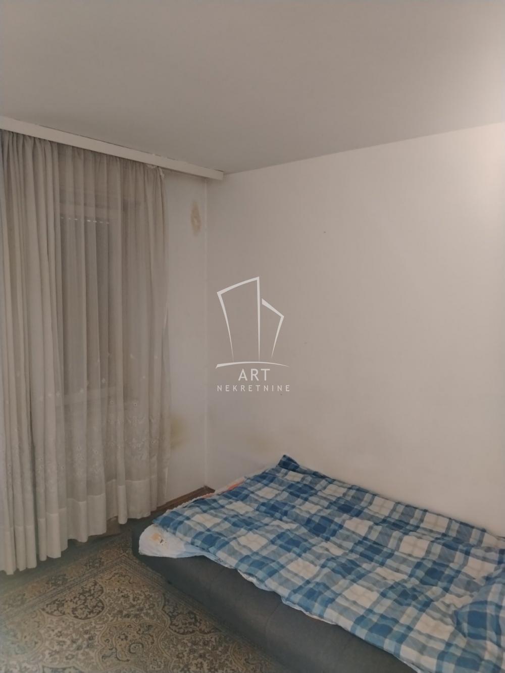 Stan na prodaju u Beogradu, Zemun, dvosoban, 58m2, cena 215000 evra