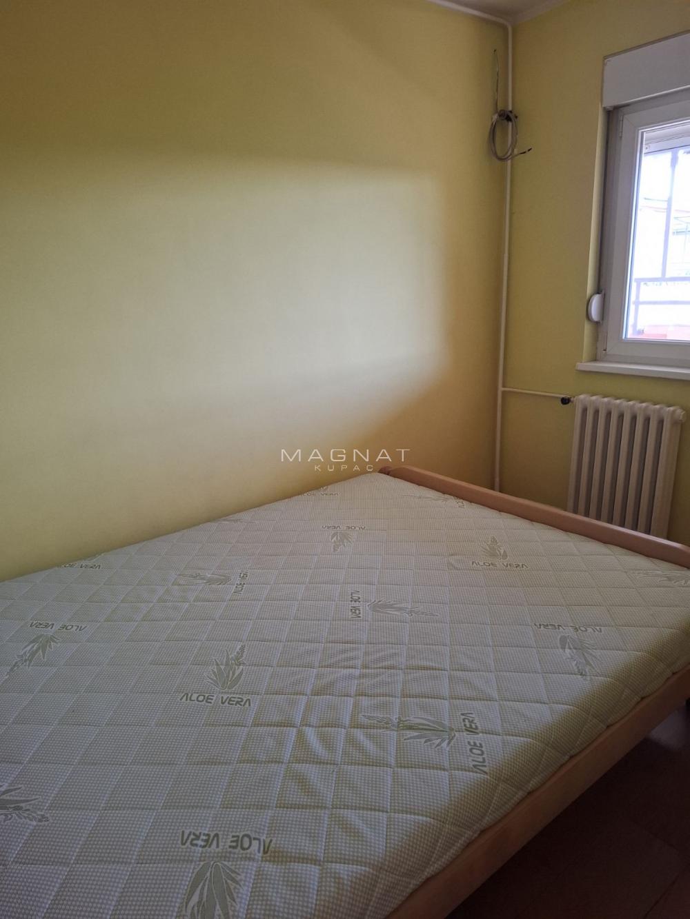 Stan na prodaju u Beogradu, Novi Beograd, jednoiposoban, 62m2, cena 233000 evra