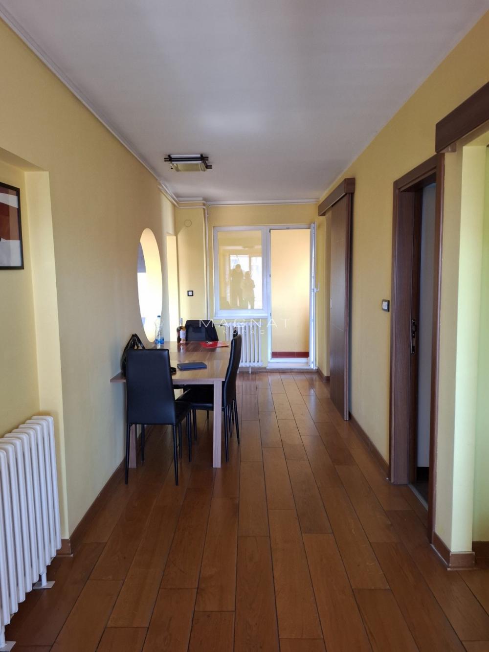 Stan na prodaju u Beogradu, Novi Beograd, jednoiposoban, 62m2, cena 233000 evra