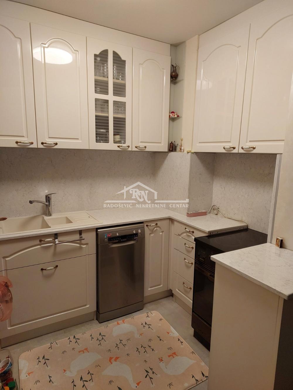 Stan na prodaju u Beogradu, Pašino brdo, dvosoban, 48m2, cena 231000 evra