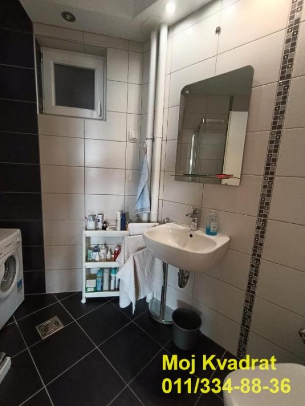 Stan na prodaju u Beogradu, Palilulska pijaca, trosoban, 91m2, cena 330000 evra