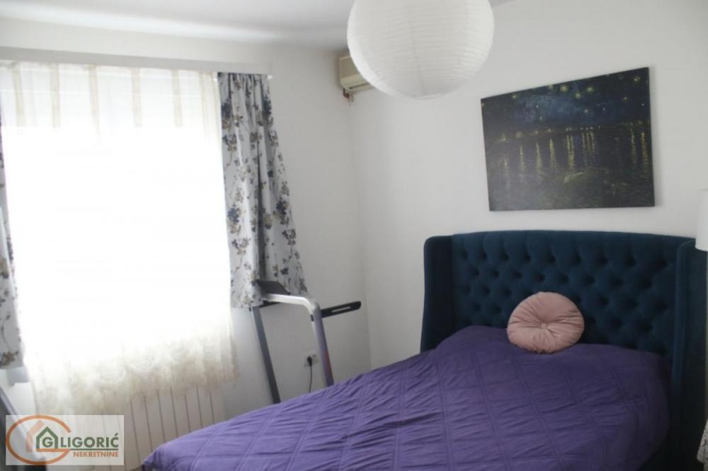 Stan na prodaju u Beogradu, Bulbulder, dvoiposoban, 50m2, cena 197500 evra