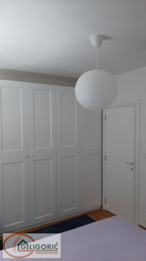 Stan na prodaju u Beogradu, Bulbulder, dvoiposoban, 50m2, cena 197500 evra