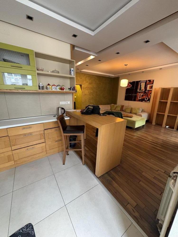 Stan na prodaju u Beogradu, Vračar,Kalenić pijaca, 65m2