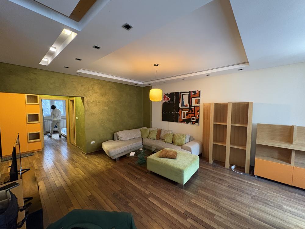 Stan na prodaju u Beogradu, Vračar,Kalenić pijaca, 65m2