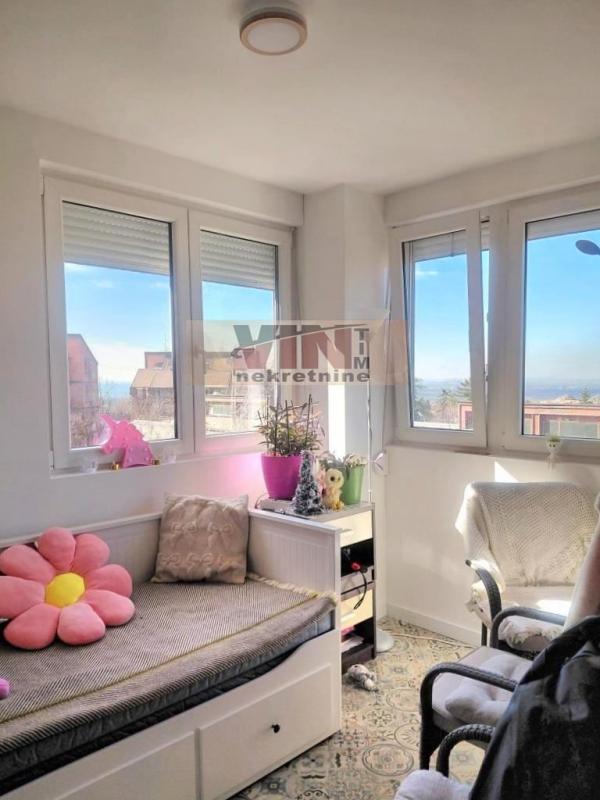 Stan na prodaju u Beogradu, Cerak vinogradi, dvoiposoban, 59m2, cena 193000 evra