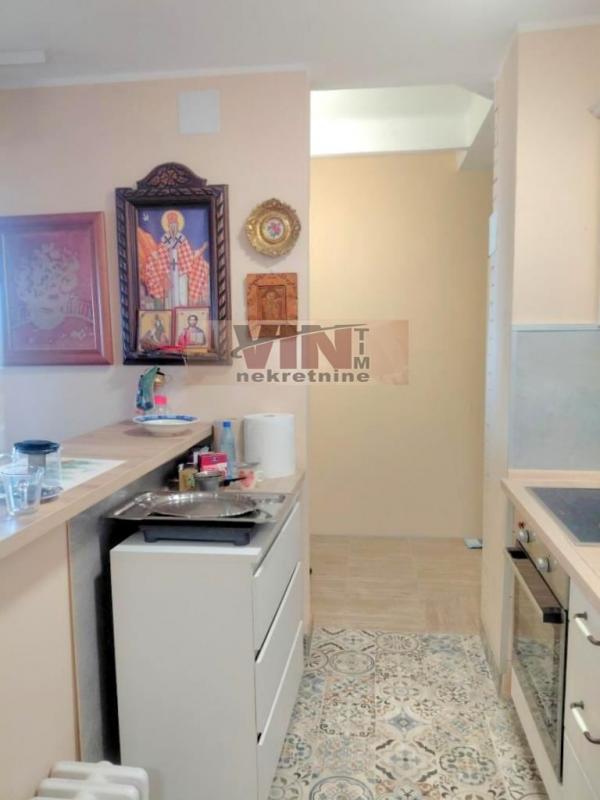 Stan na prodaju u Beogradu, Cerak vinogradi, dvoiposoban, 59m2, cena 193000 evra