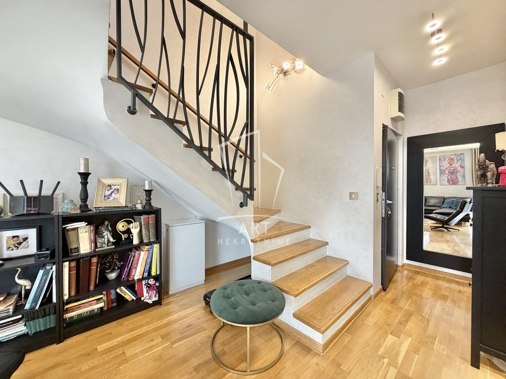 Stan na prodaju u Beogradu, Pašino brdo, cetvorosoban, 98m2, cena 370000 evra