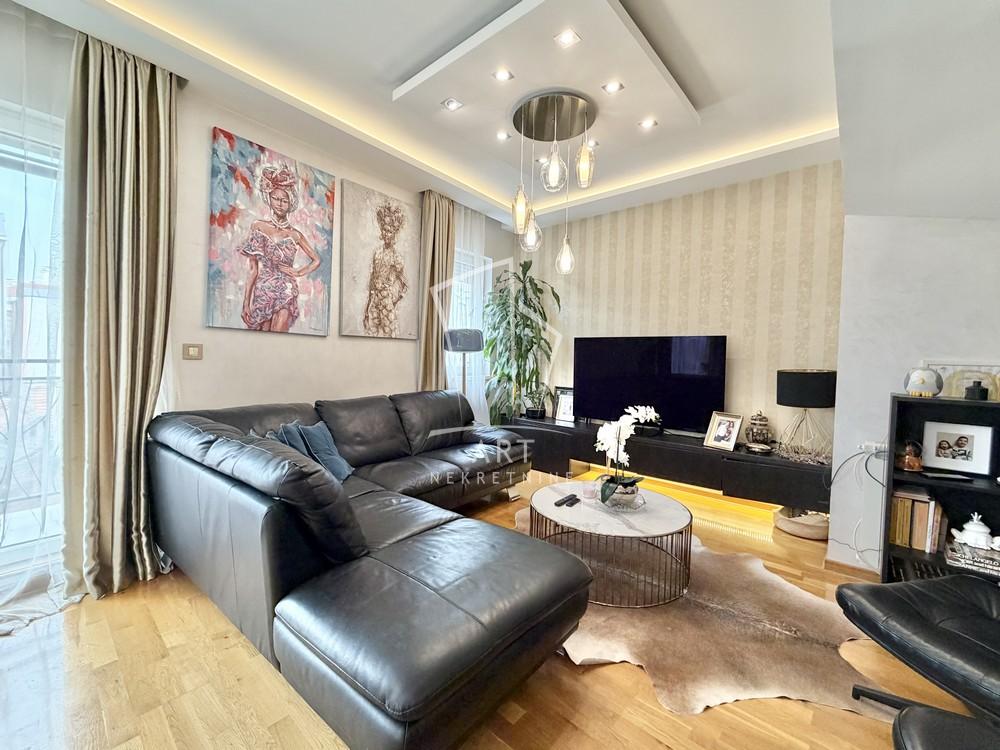 Stan na prodaju u Beogradu, Pašino brdo, cetvorosoban, 98m2, cena 370000 evra