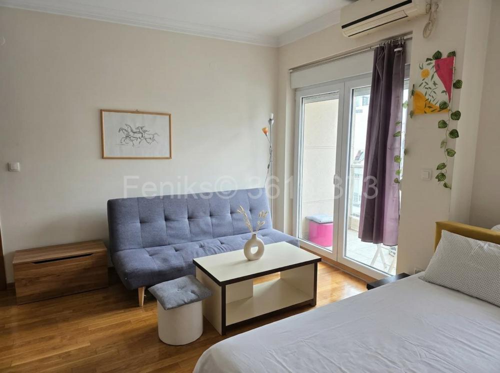 Stan na prodaju u Beogradu, Crveni Krst, jednosoban, 32m2, cena 142000 evra