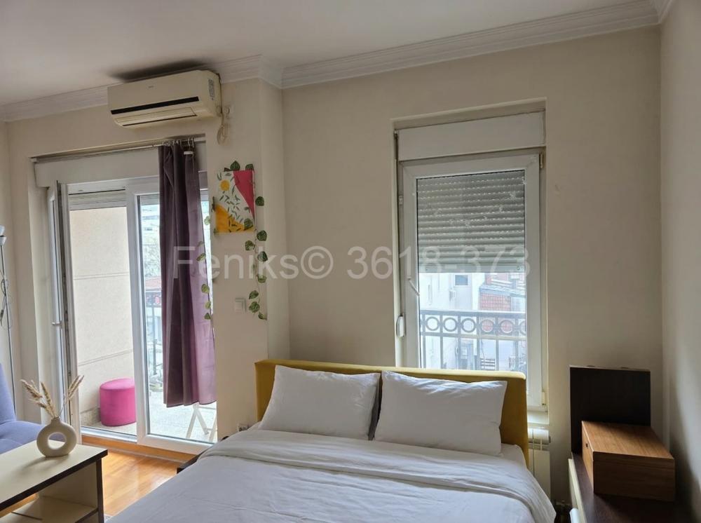 Stan na prodaju u Beogradu, Crveni Krst, jednosoban, 32m2, cena 142000 evra