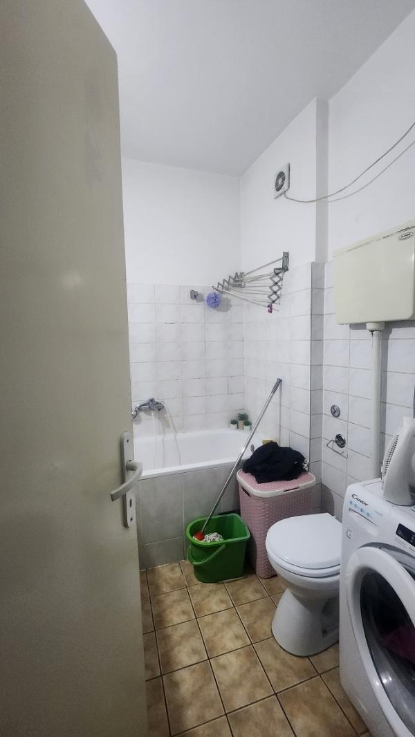 Stan na prodaju u Beogradu, Zvezdara, dvosoban, 63m2, cena 160000 evra