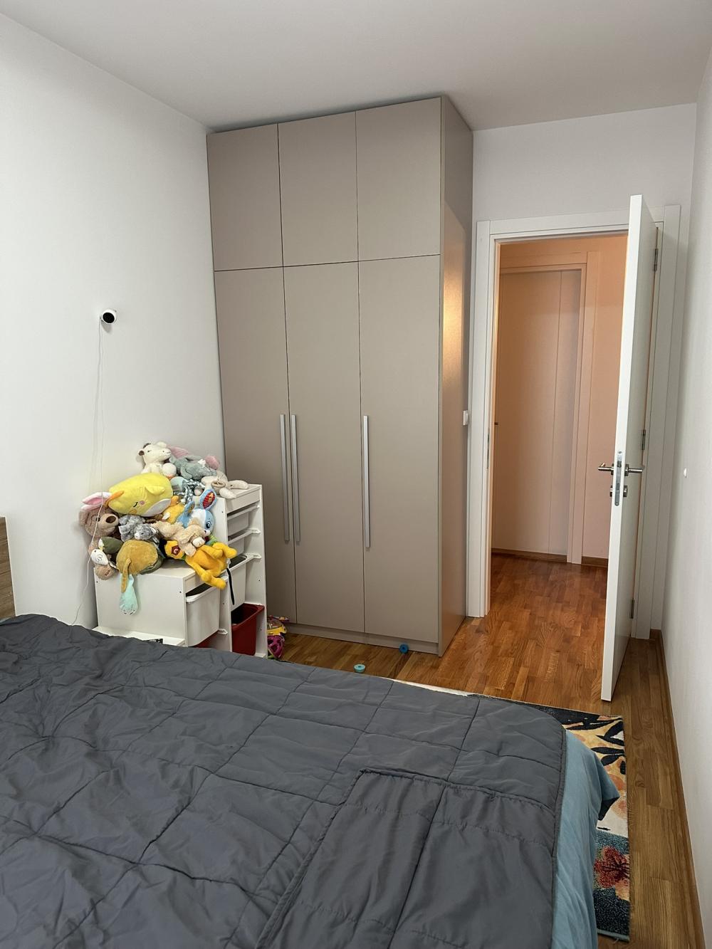 Stan na prodaju u Beogradu, Bulbulder, trosoban, 62m2, cena 247900 evra