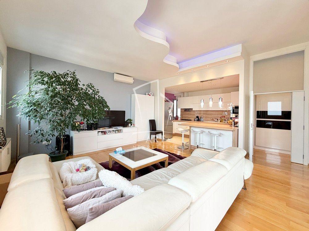 Stan na prodaju u Beogradu, Karaburma, cetvorosoban, 129m2, cena 520000 evra