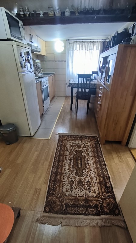 Stan na prodaju u Beogradu, Beograd (centar), trosoban, 67m2, cena 150000 evra