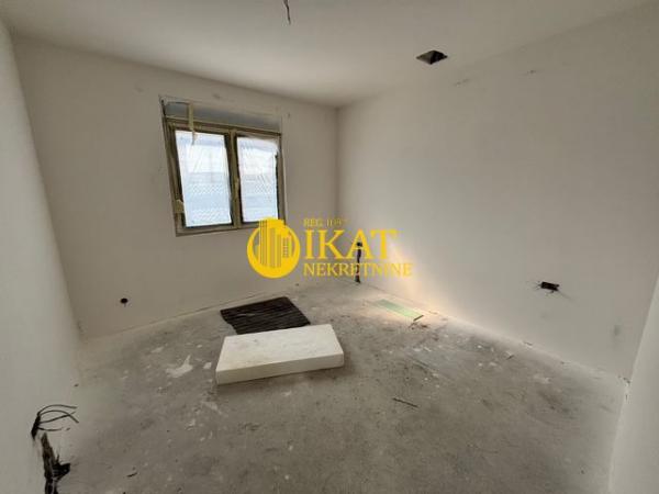 Stan na prodaju u Beogradu, Jajinci, dvoiposoban, 64m2, cena 109000 evra