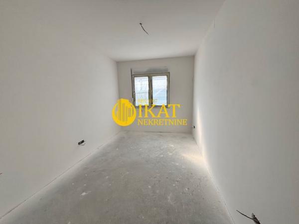 Stan na prodaju u Beogradu, Jajinci, dvoiposoban, 64m2, cena 109000 evra