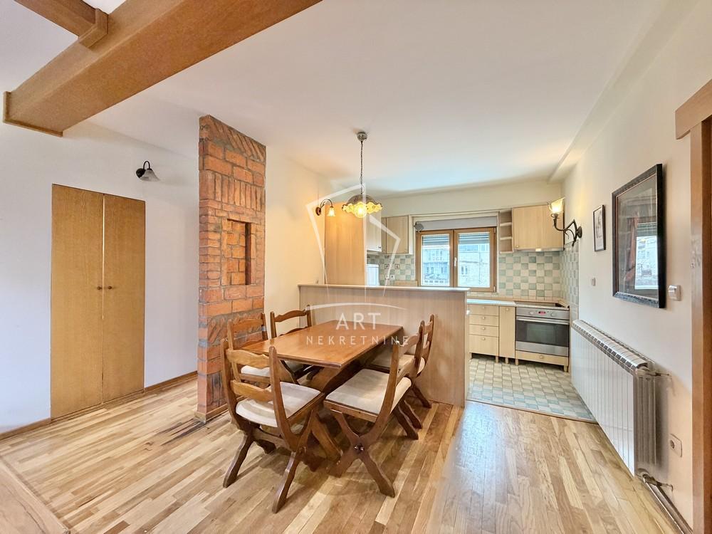 Stan na prodaju u Beogradu, Stari grad, trosoban, 69m2, cena 315000 evra