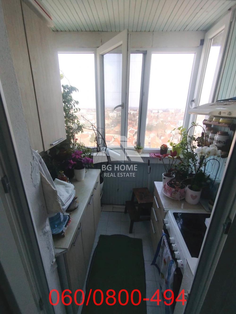 Stan na prodaju u Beogradu, Save Kovačevića, trosoban, 62m2, cena 180000 evra