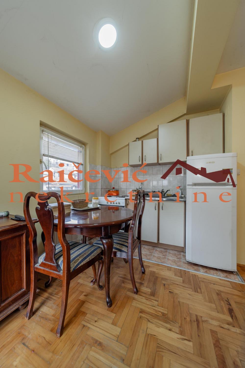 Stan na prodaju u Beogradu, Rakovica, jednoiposoban, 31m2, cena 85000 evra