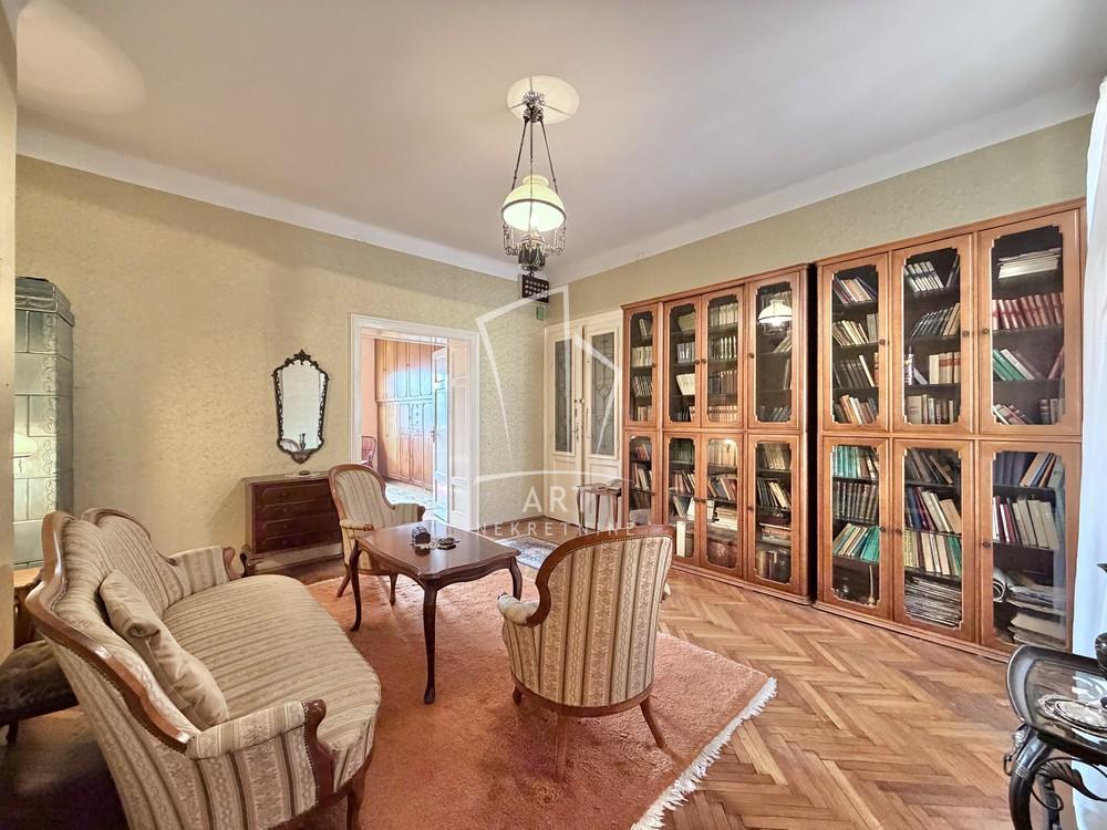 Stan na prodaju u Beogradu, Savski venac, trosoban, 103m2, cena 330000 evra