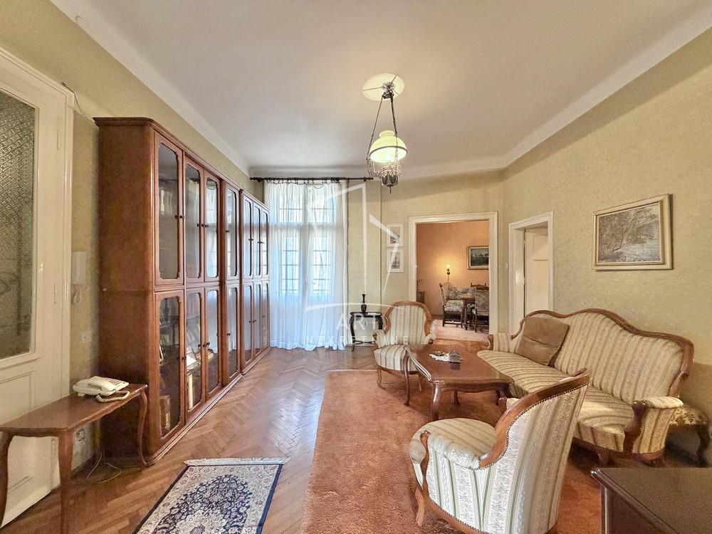 Stan na prodaju u Beogradu, Savski venac, trosoban, 103m2, cena 330000 evra