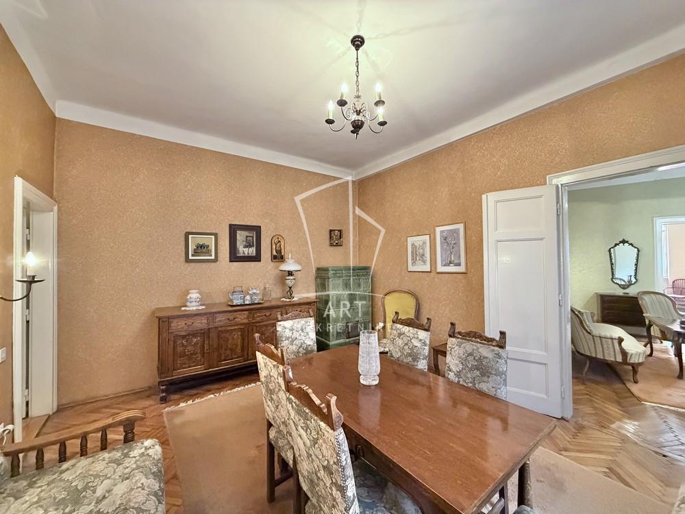 Stan na prodaju u Beogradu, Savski venac, trosoban, 103m2, cena 330000 evra